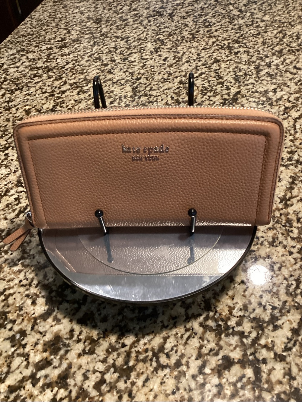 kate spade Pebbled Leather Zip Wallet — Light Brown. EUC